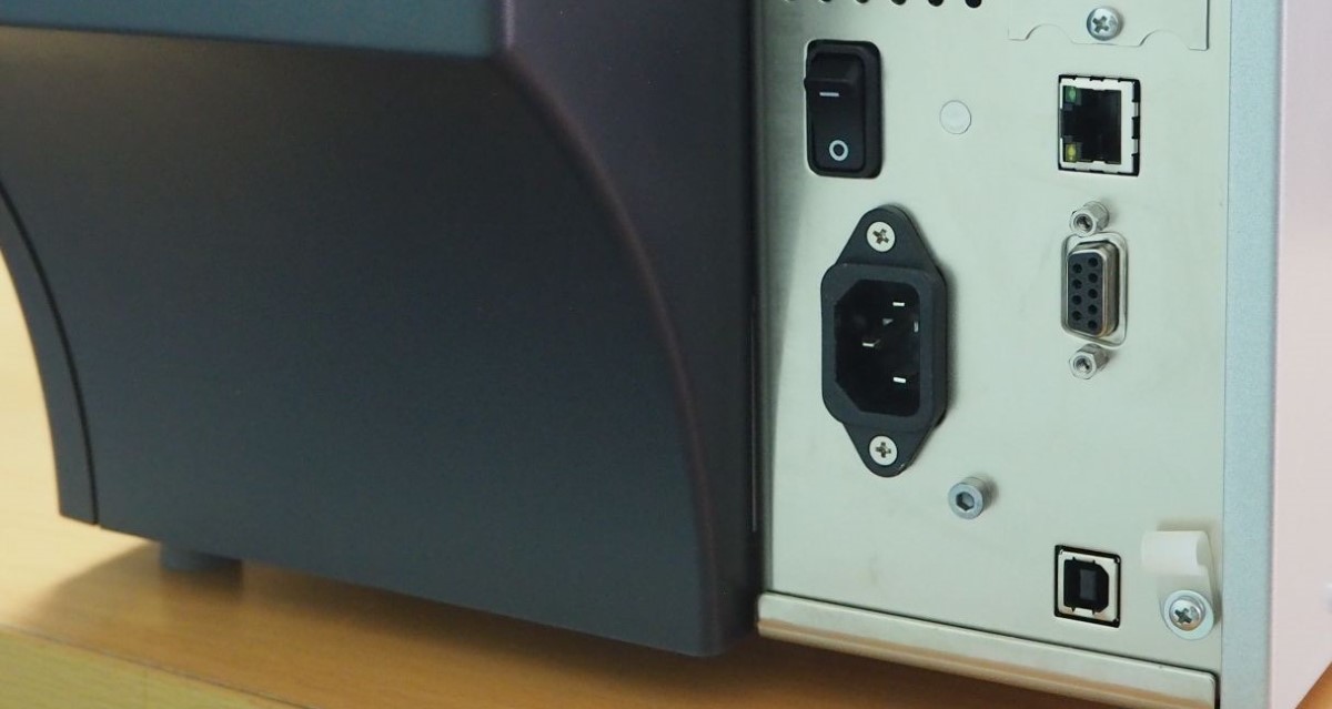 Cổng kết nối Máy in tem nhãn mã vạch Zebra ZT420 300dpi