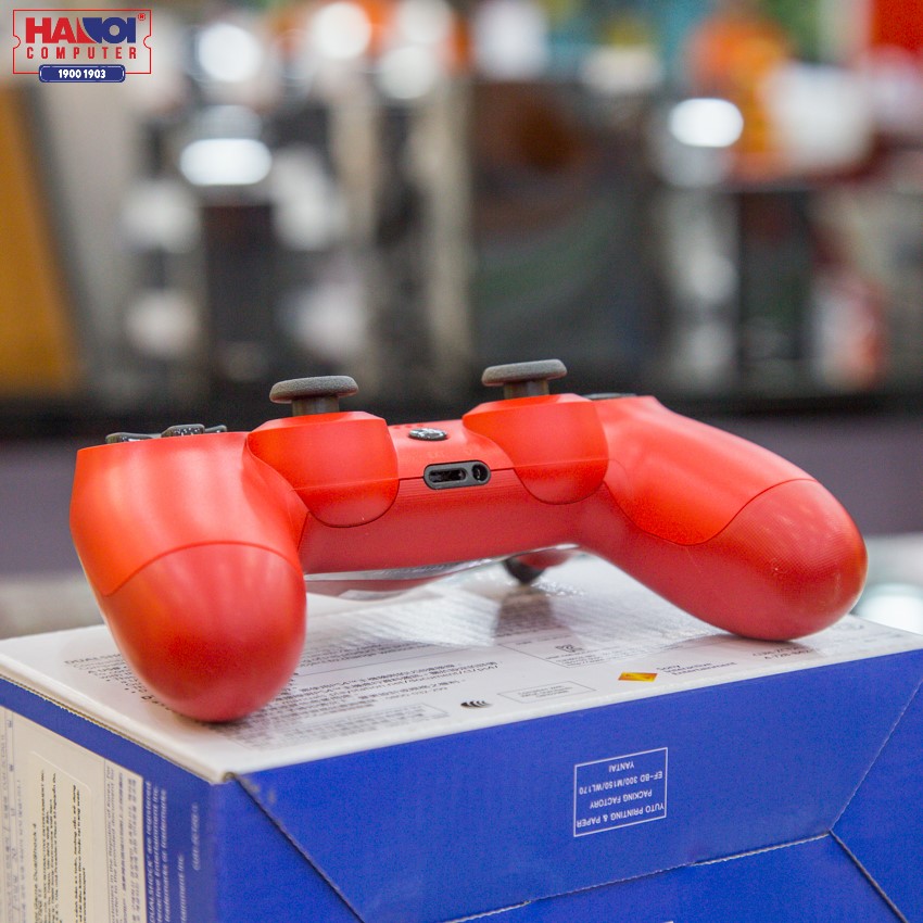 Tay cầm chơi game không dây PS4 Sony DUALSHOCK 4 Controller Đỏ chính hãng CUH-ZCT2G11