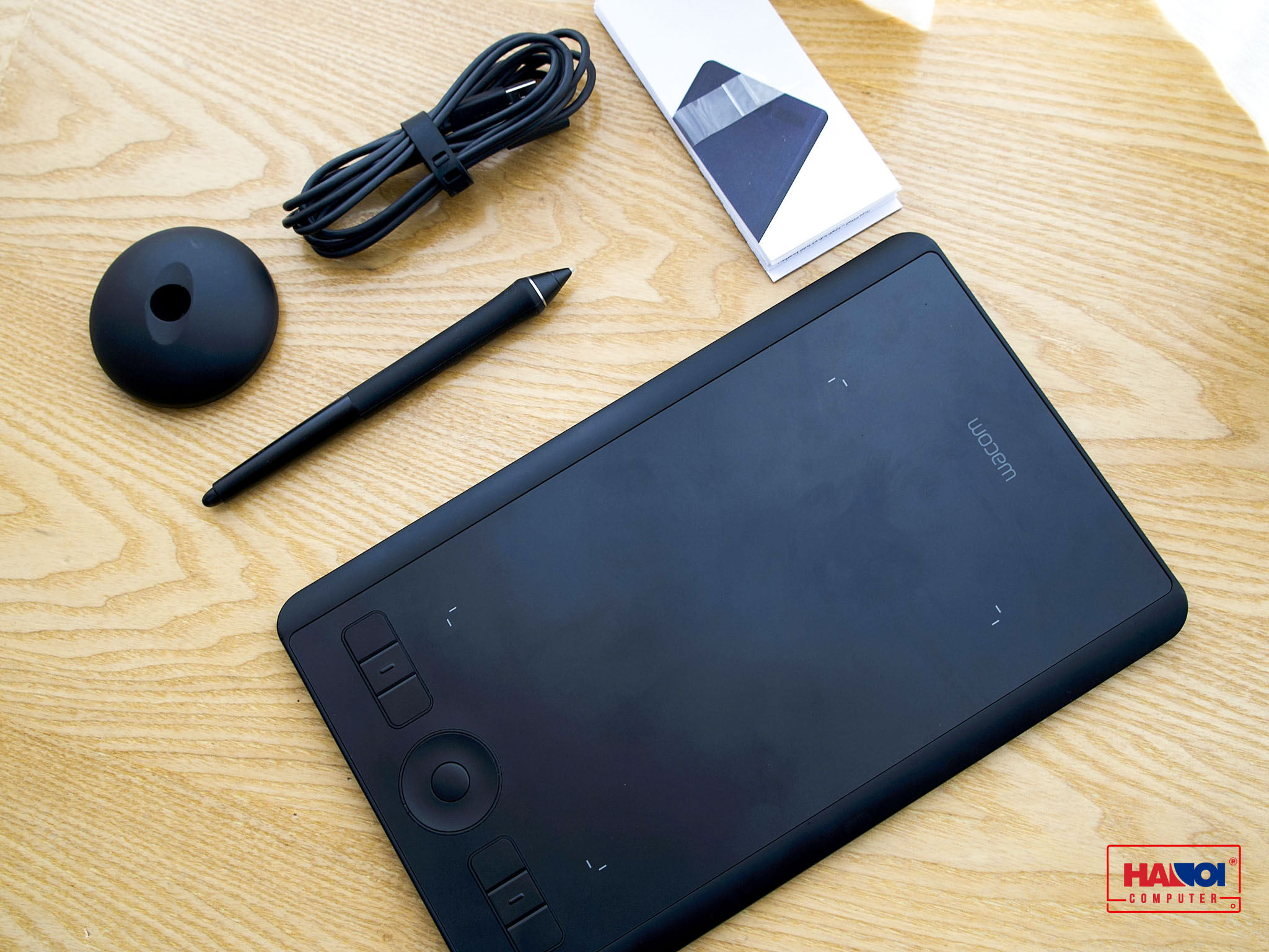 Bảng Vẽ Wacom Intuos Pro Medium PTH-660