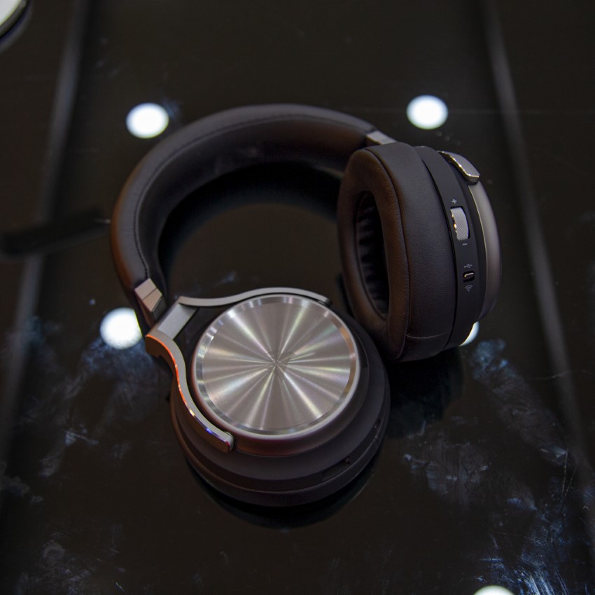Tai nghe không dây Gaming Corsair Virtuoso RGB SE Gunmetal (CA-9011180-AP)