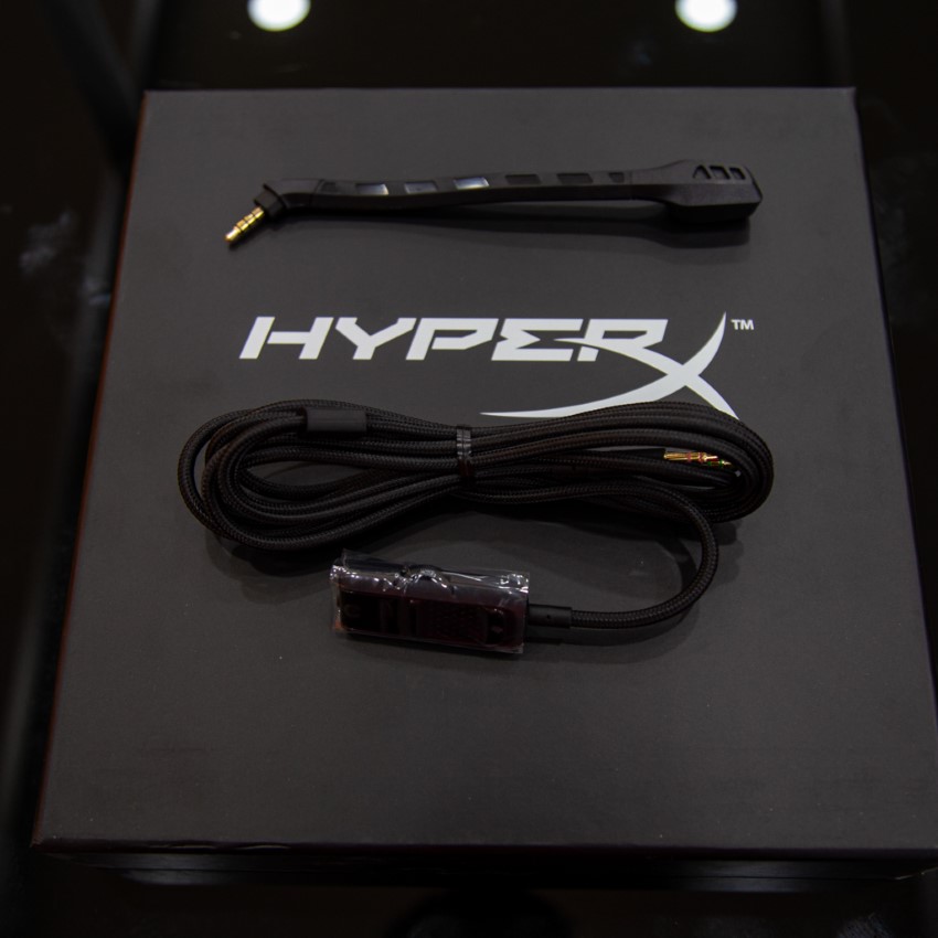 Tai nghe Kingston HyperX Cloud Revolver Gun Metal Black (HX-HSCR-GM)