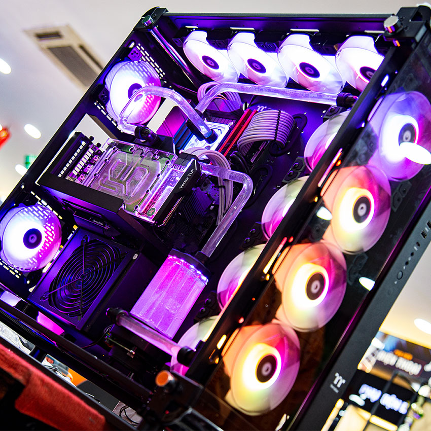 Case Thermaltake Core P8 Tempered Glass Full Tower Chassis (Full Tower / Màu Đen)