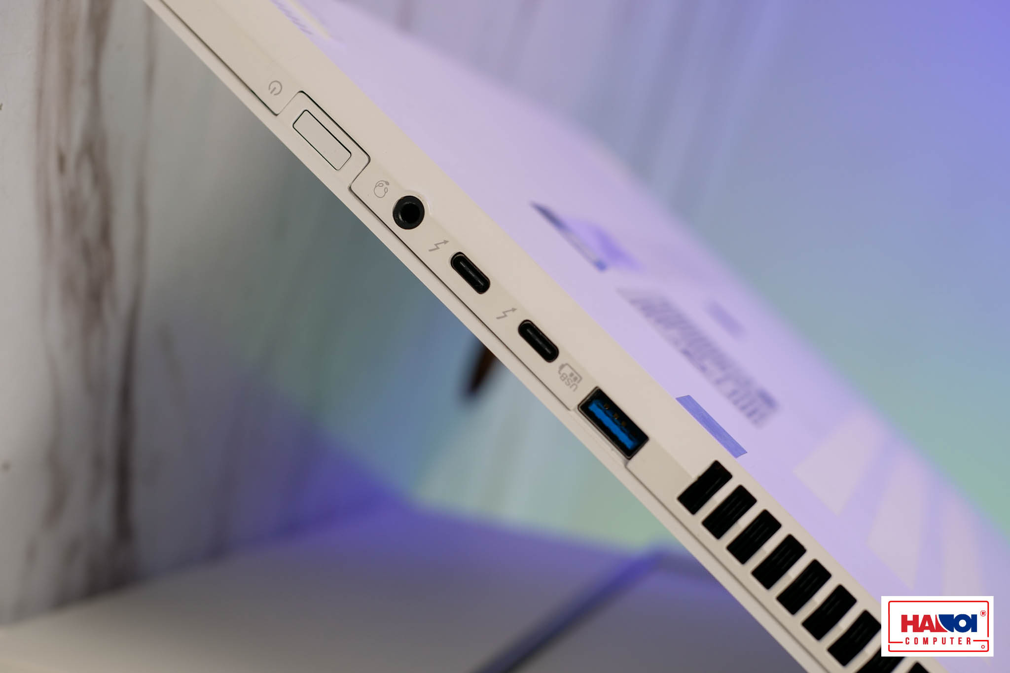 Laptop Đồ họa ConceptD 7 Ezel Pro CC715-91P-X8CX (NX.C5FSV.001) (Xeon W 10885M/32GB RAM/2TB SSD/Quadro RTX5000 16G/15.6 inch UHD 4K Touch/Bút/Win10 Pro/Trắng)