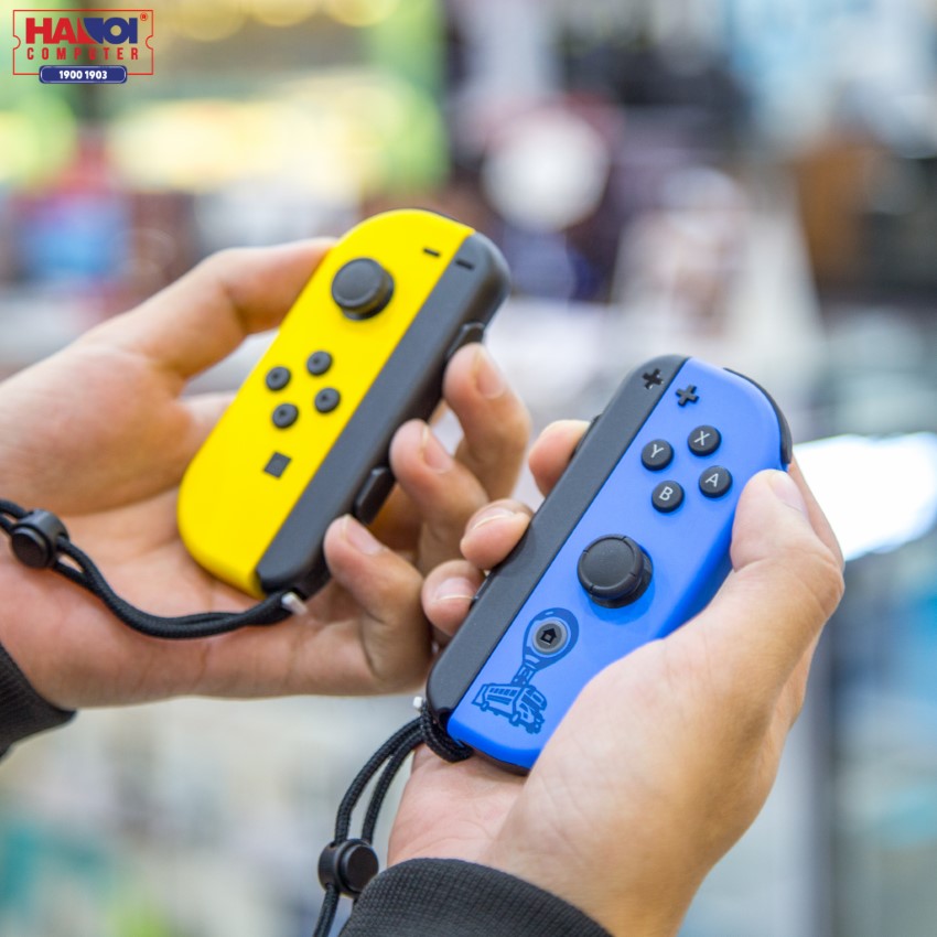 Máy chơi game Nintendo Switch Fornite Edition