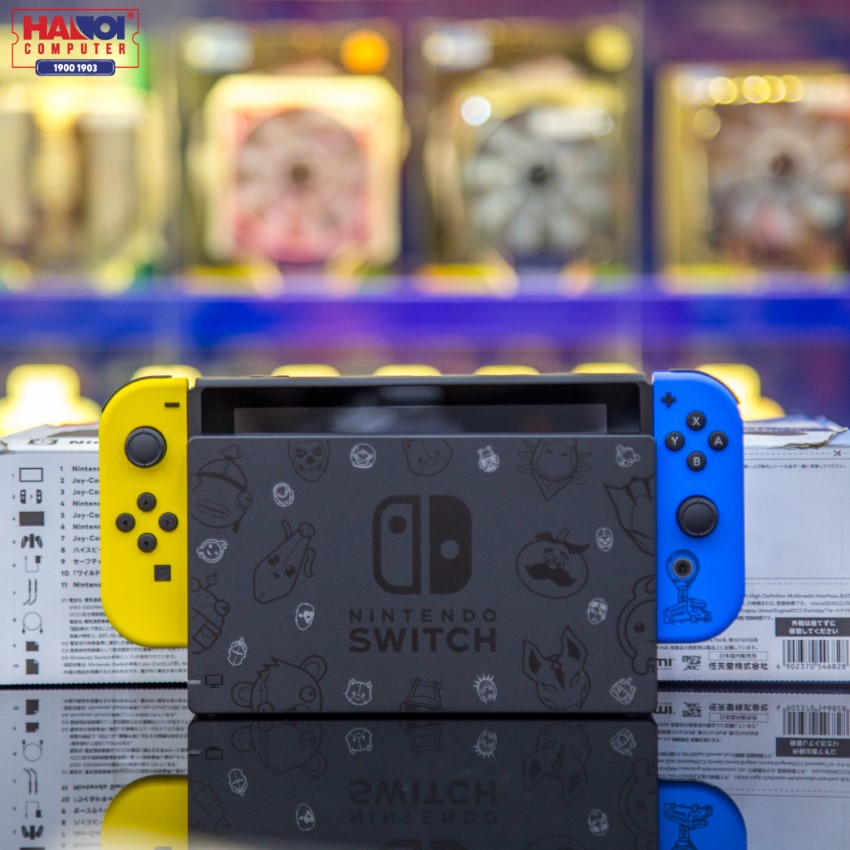 Máy chơi game Nintendo Switch Fornite Edition
