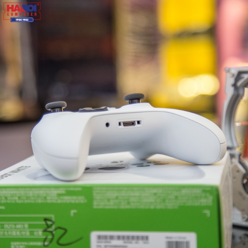 Tay cầm chơi game Xbox Series X Controller - Robot White