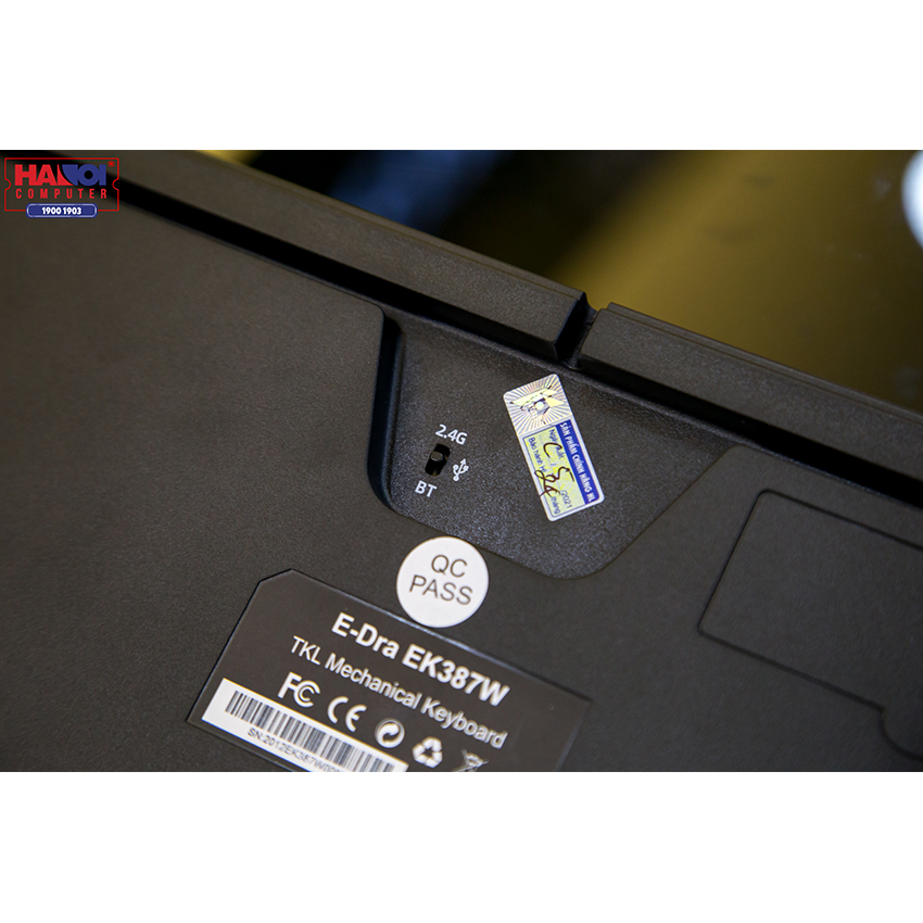 Bàn phím cơ không dây Edra EK387W đen (USB/RGB/Gateron Brown sw)