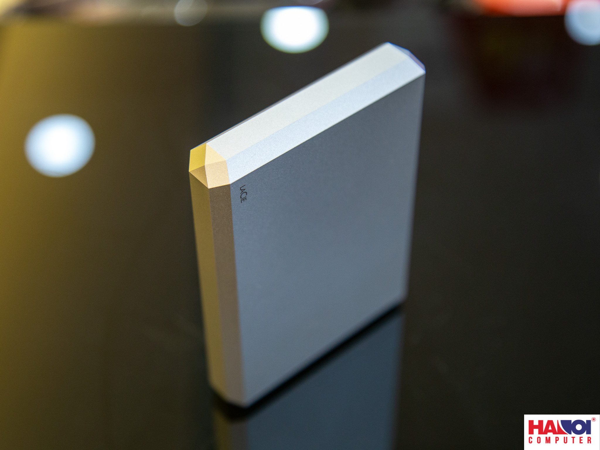 Ổ cứng gắn ngoài 2TB USB-C 2.5 inch Lacie Munich Mobile Drive Bạc - STHG2000400