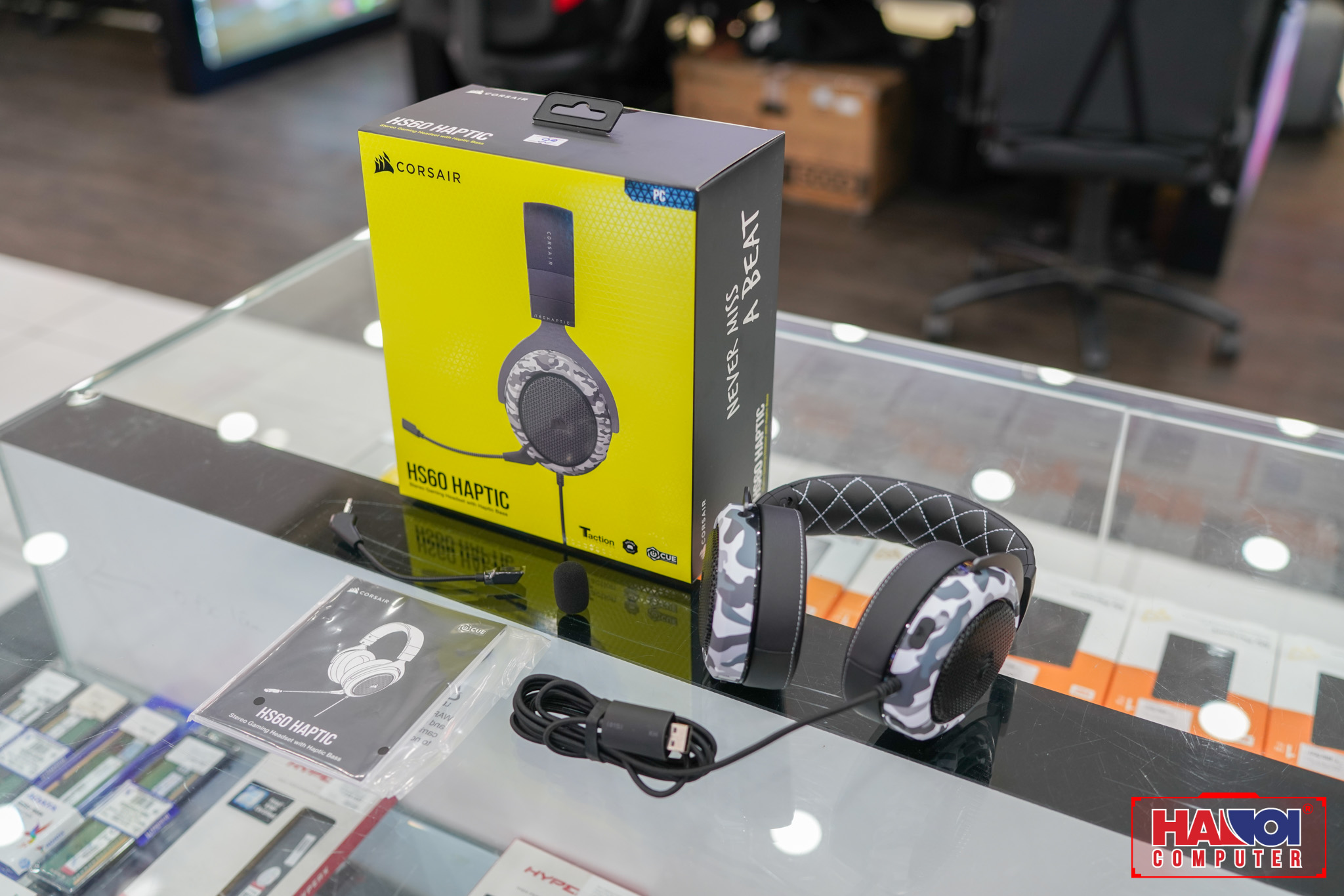 Tai nghe Gaming Corsair HS60 HAPTIC Surround 7.1 CA-9011225-AP
