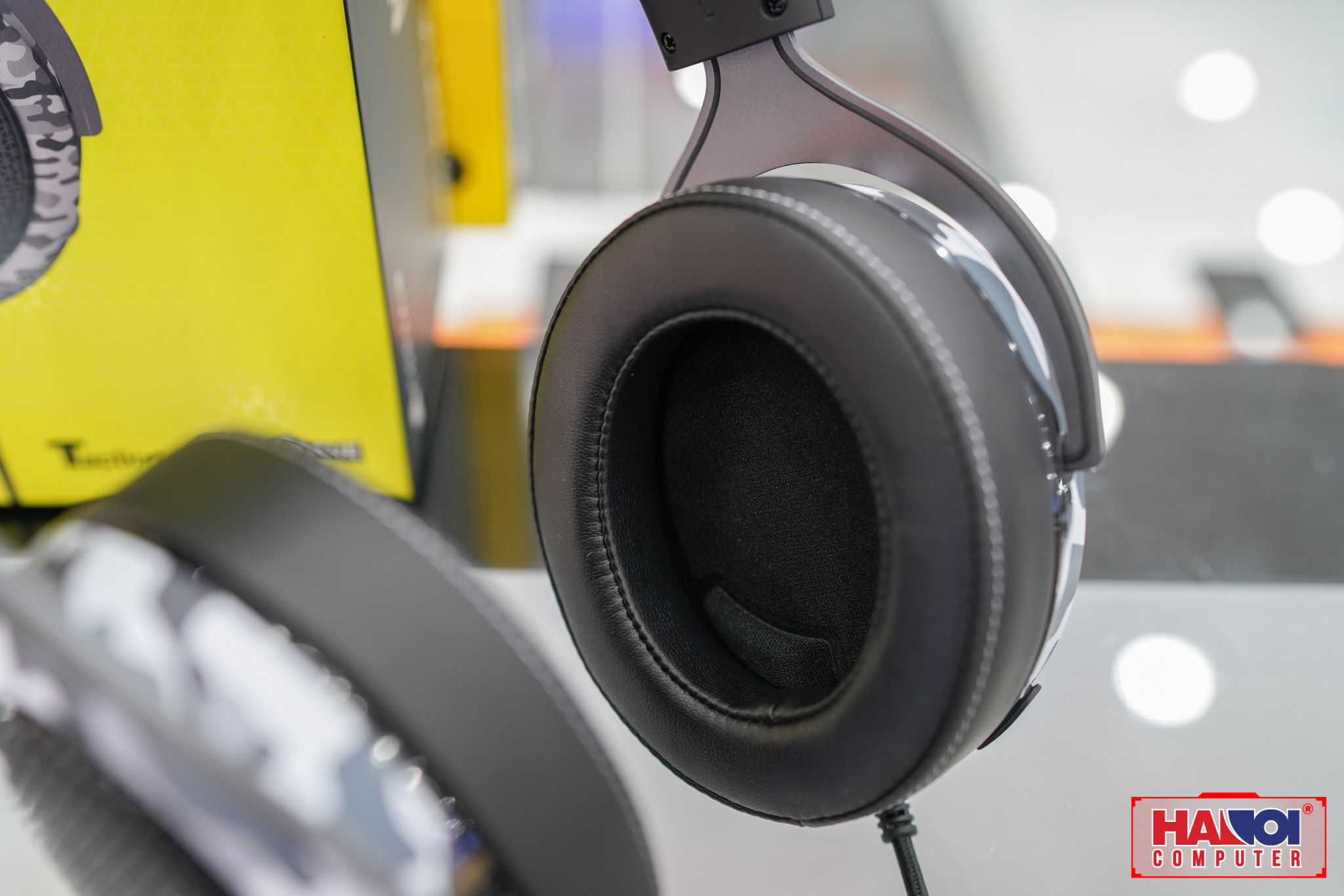 Tai nghe Gaming Corsair HS60 HAPTIC Surround 7.1 CA-9011225-AP