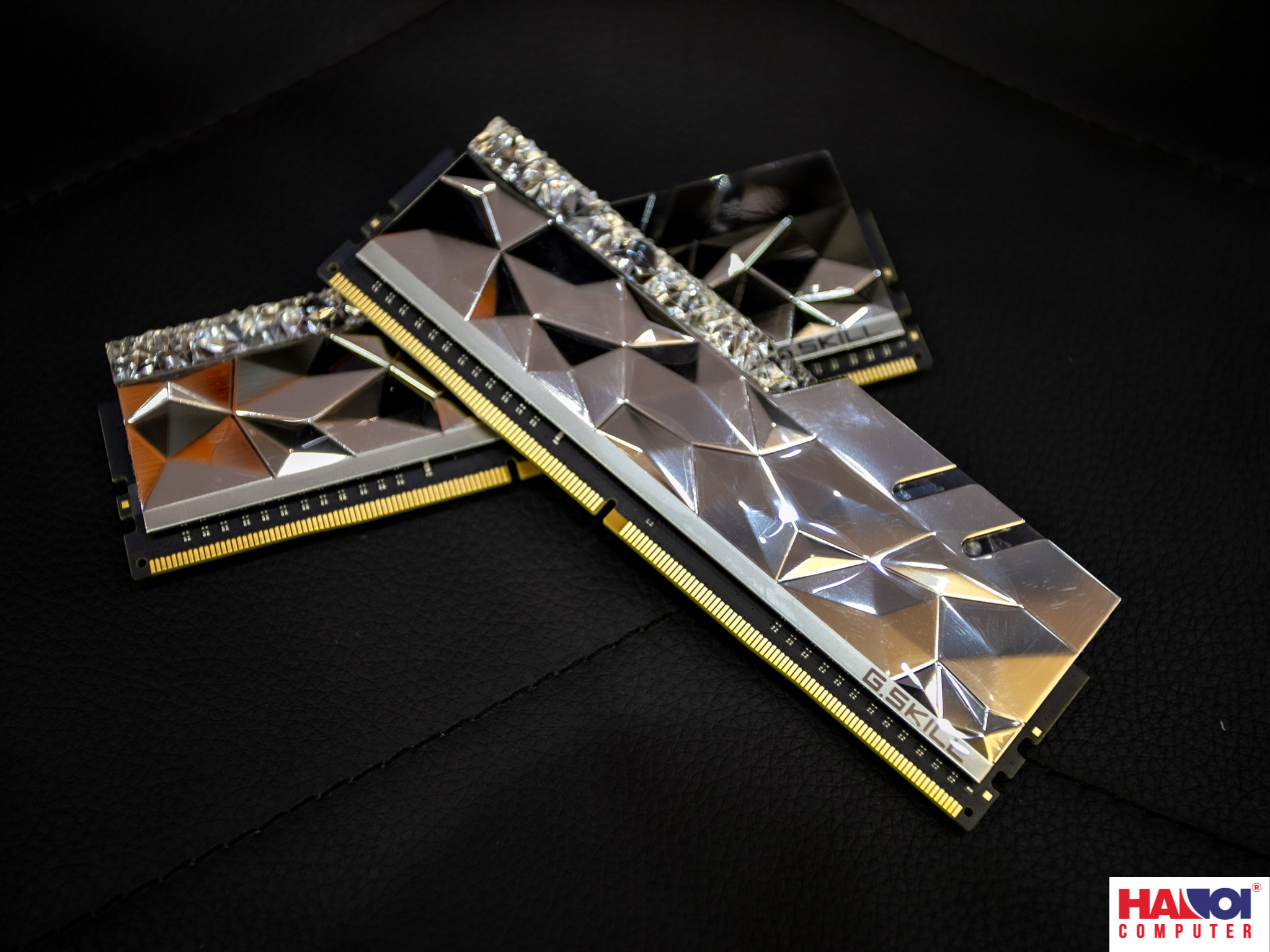 Ram Desktop Gskill Trident Z Royal Elite (F4-4000C16D-32GTES) 32GB (2x16GB) DDR4 4000Mhz
